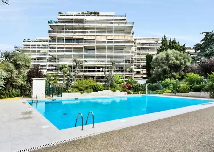 Apartment In With Ac Terrace & Pool - Benakey Antibes